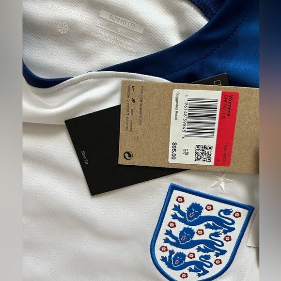Nike England National Team Home Soccer Jersey - Picture 8 of 10